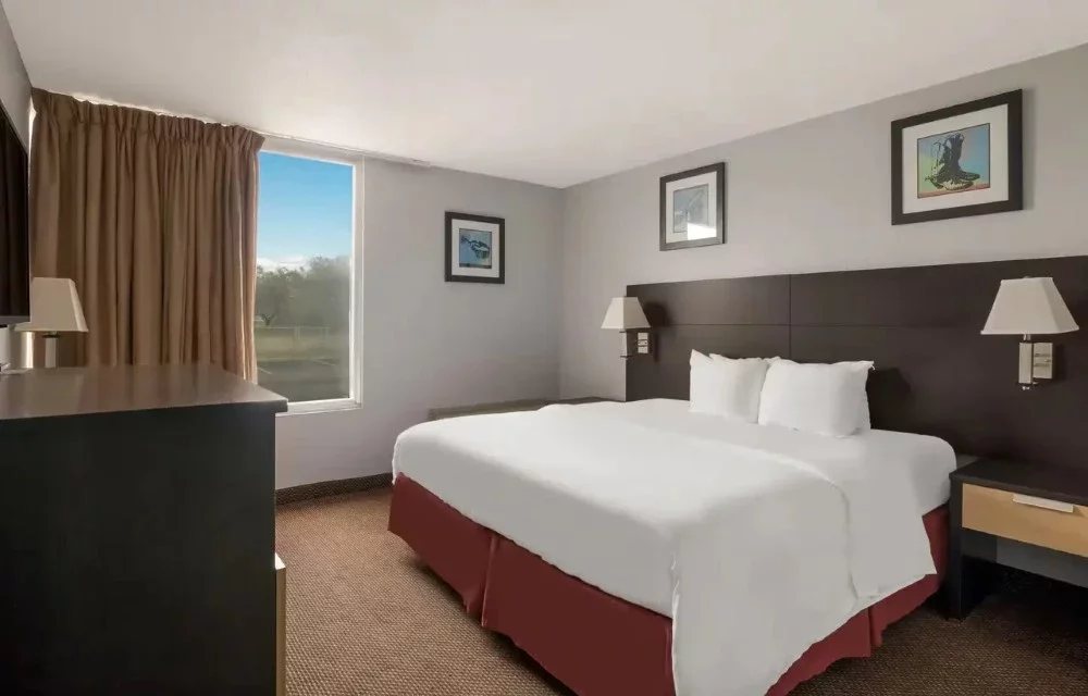 About Hotel in Alice Pictures
